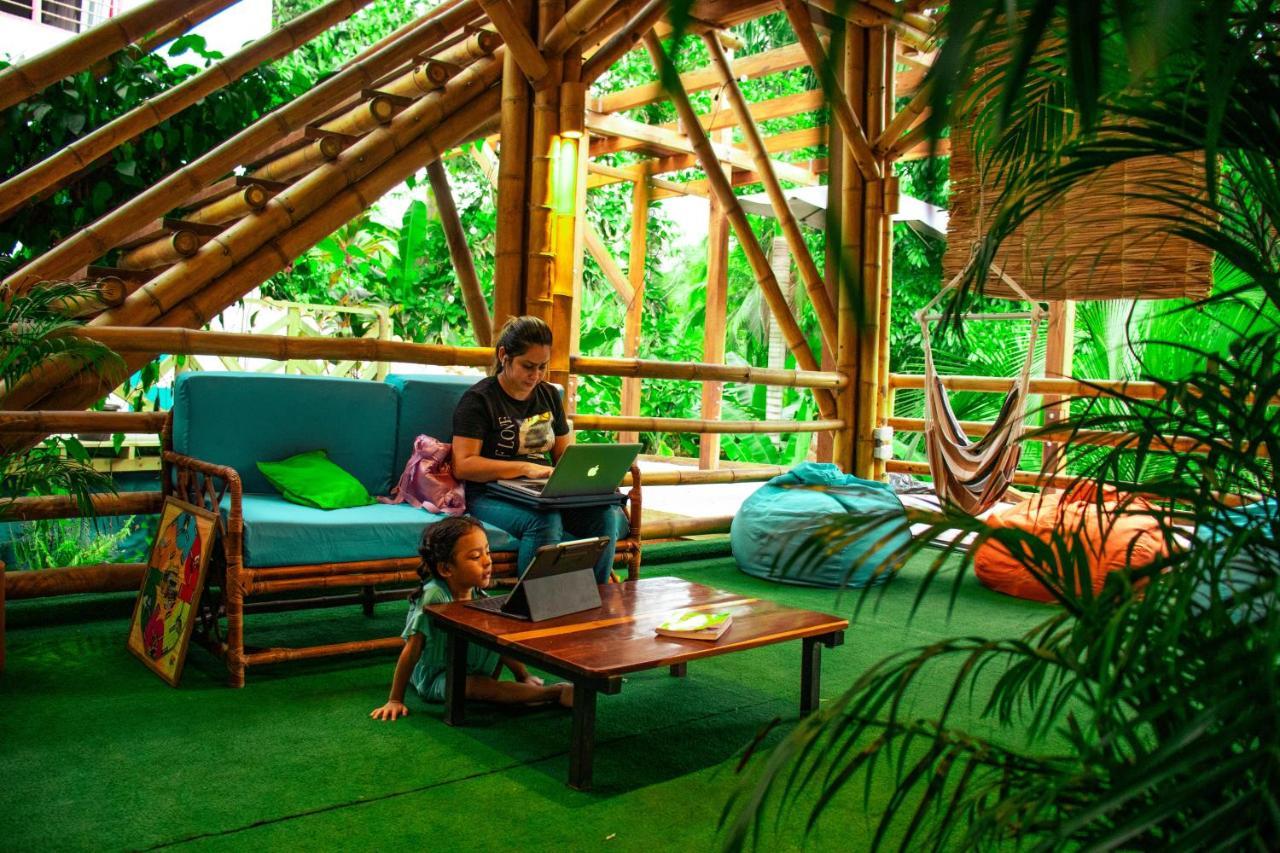 Tayrona Juancho'S House Hostel & Coworking Los Naranjos Exterior photo