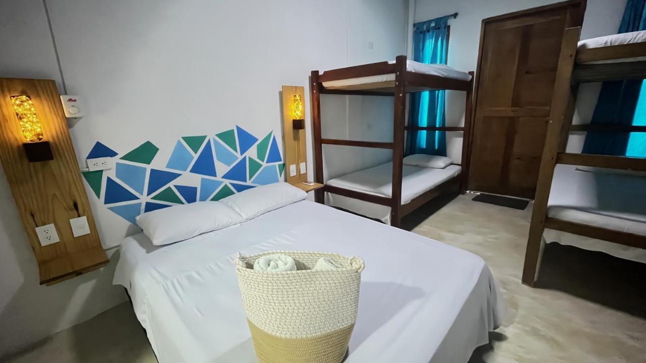 Tayrona Juancho'S House Hostel & Coworking Los Naranjos Exterior photo