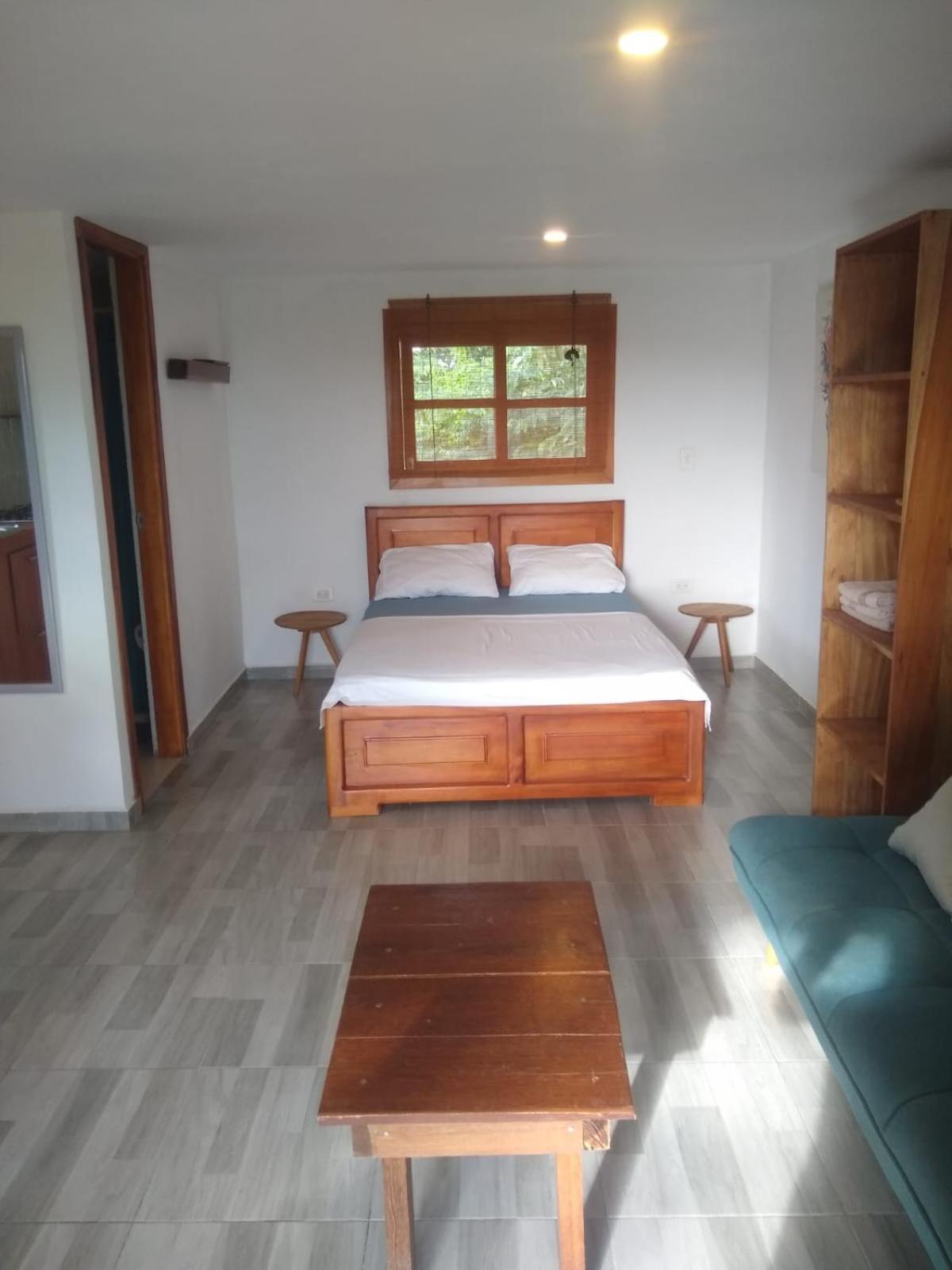 Tayrona Juancho'S House Hostel & Coworking Los Naranjos Exterior photo