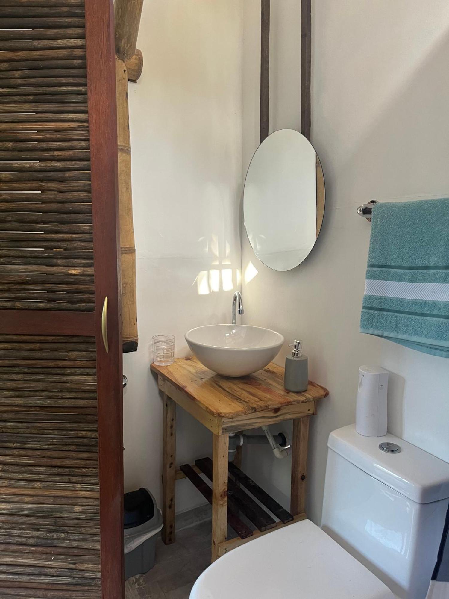 Tayrona Juancho'S House Hostel & Coworking Los Naranjos Exterior photo